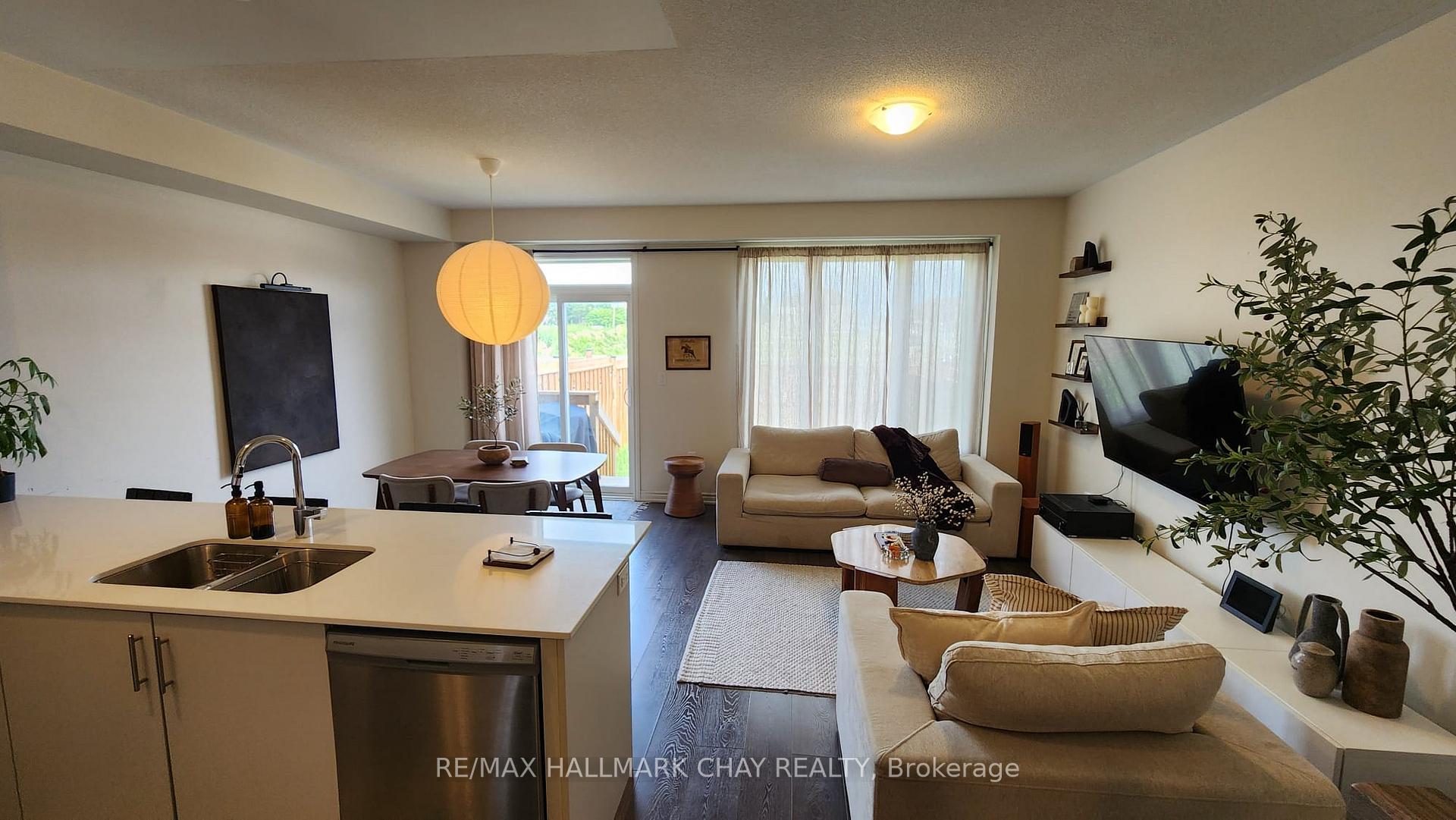 Photo 7 of 171 Shepherd Drive, Barrie, Rural Barrie Southeast — HOMEH