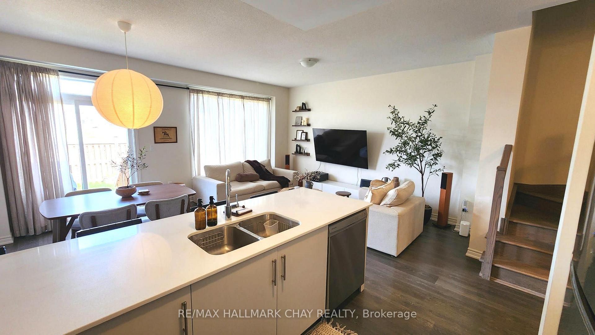 Photo 13 of 171 Shepherd Drive, Barrie, Rural Barrie Southeast — HOMEH