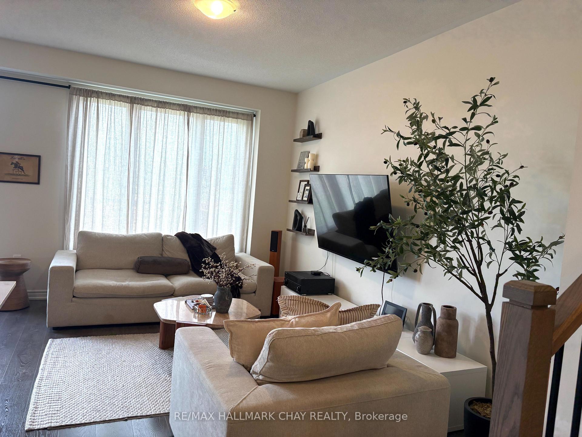 Photo 14 of 171 Shepherd Drive, Barrie, Rural Barrie Southeast — HOMEH