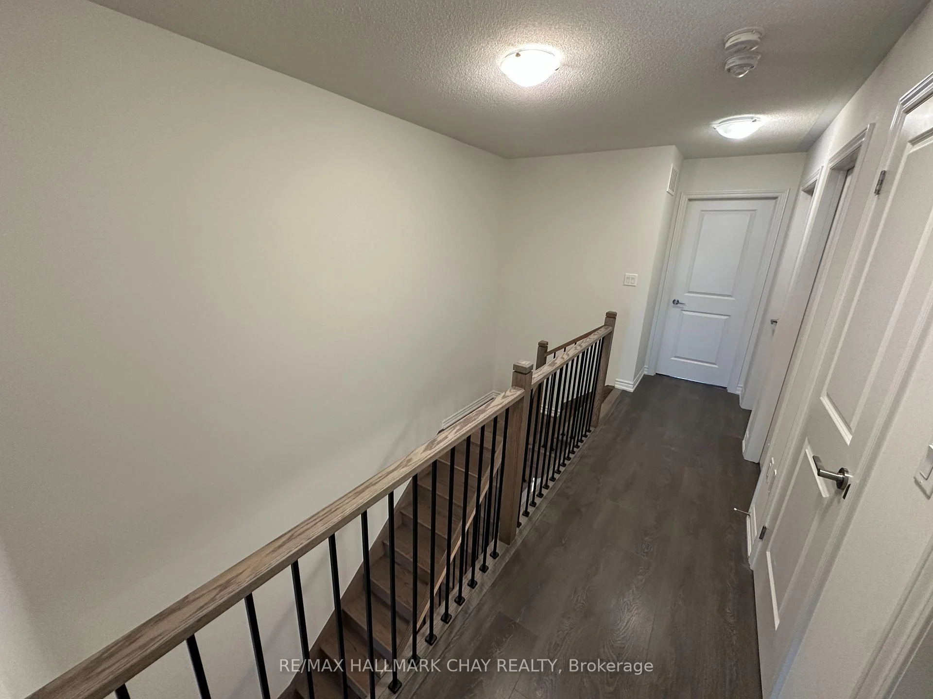 Photo 17 of 171 Shepherd Drive, Barrie, Rural Barrie Southeast — HOMEH