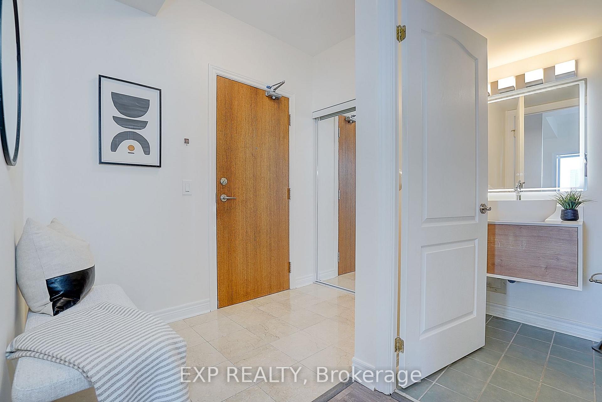 Photo 3 of Unit 1404, 60 Disera Drive, Vaughan, Beverley Glen — HOMEH