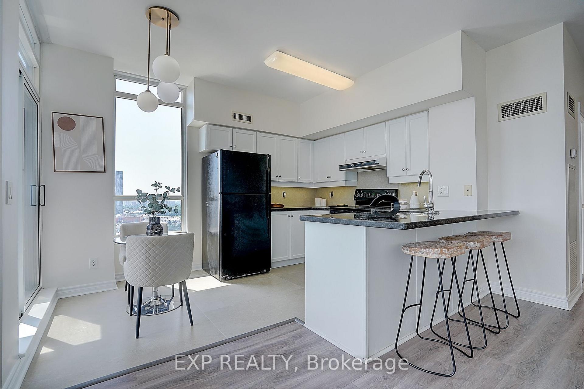 Photo 16 of Unit 1404, 60 Disera Drive, Vaughan, Beverley Glen — HOMEH