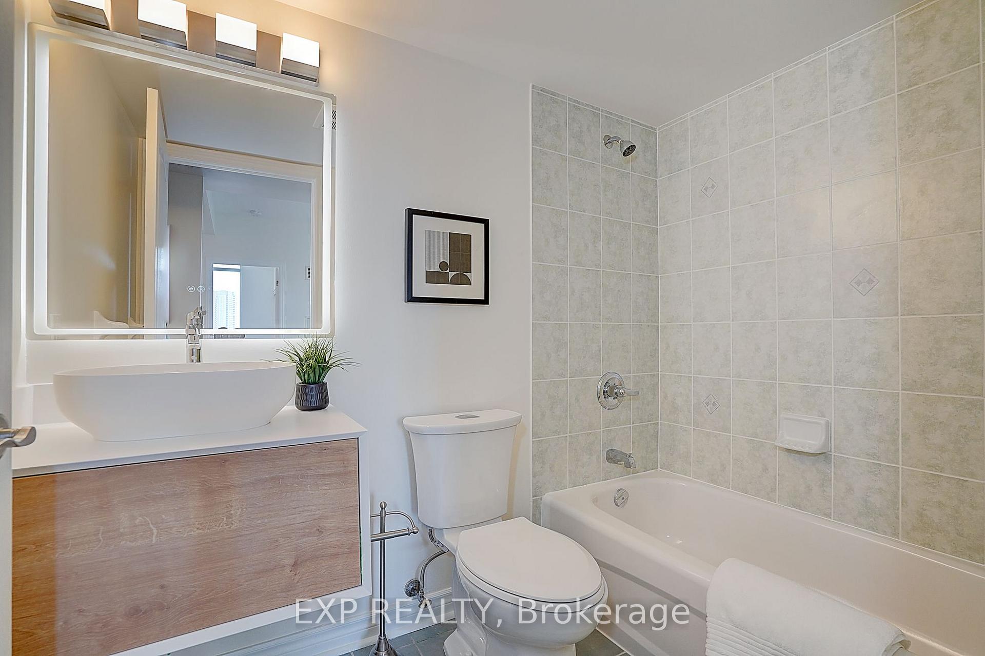Photo 27 of Unit 1404, 60 Disera Drive, Vaughan, Beverley Glen — HOMEH