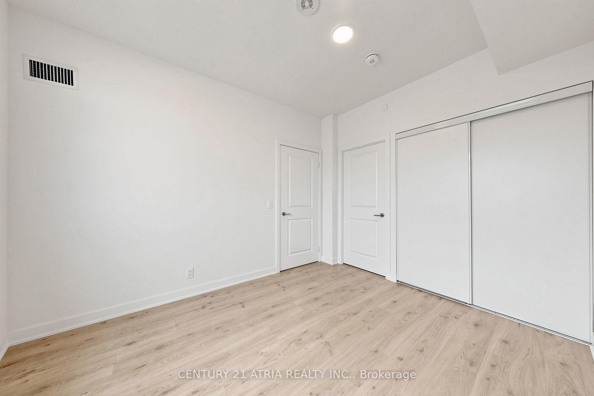 Photo 28 of Unit 508, 30 Upper Mall Way, Vaughan, Brownridge — HOMEH