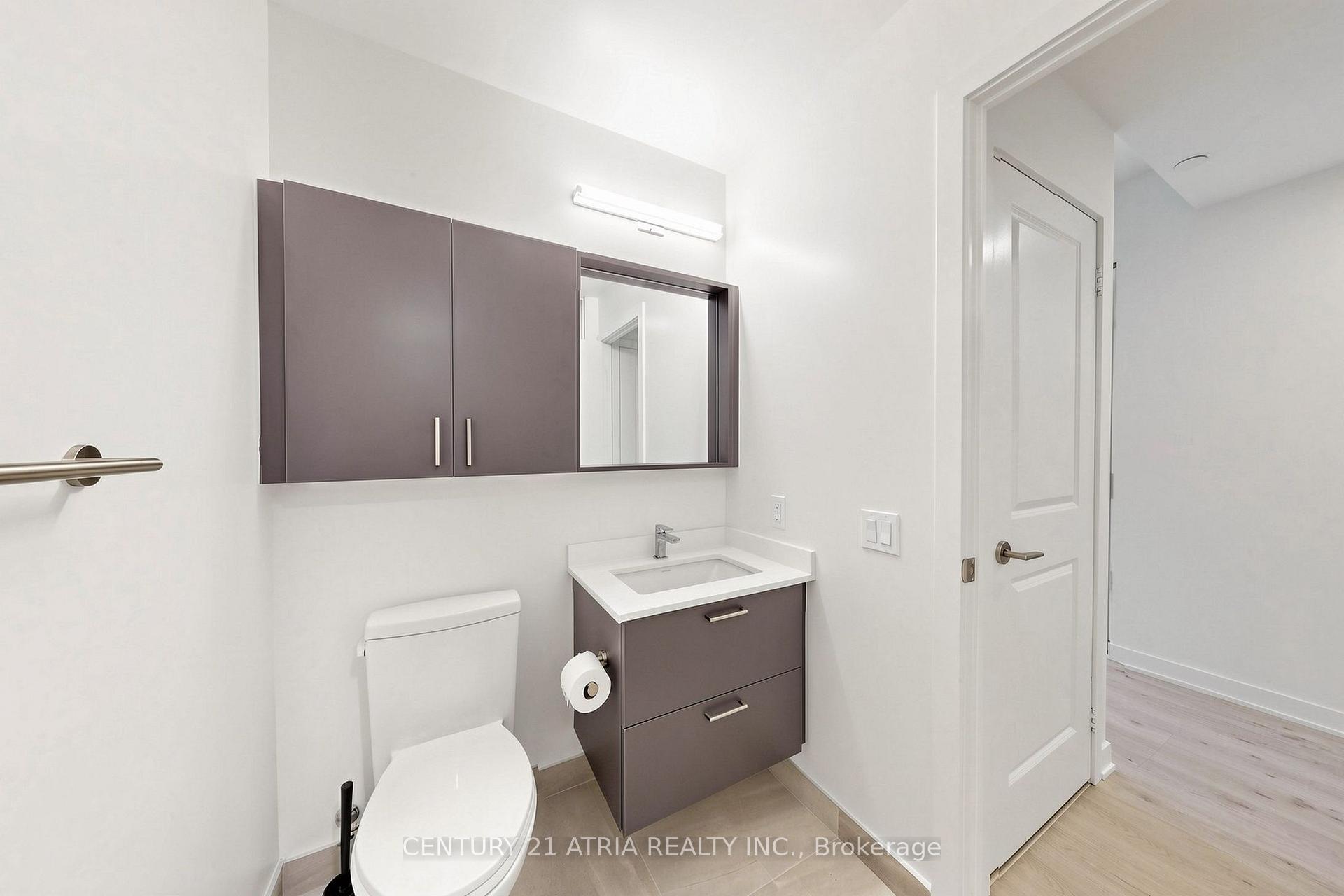 Photo 31 of Unit 508, 30 Upper Mall Way, Vaughan, Brownridge — HOMEH