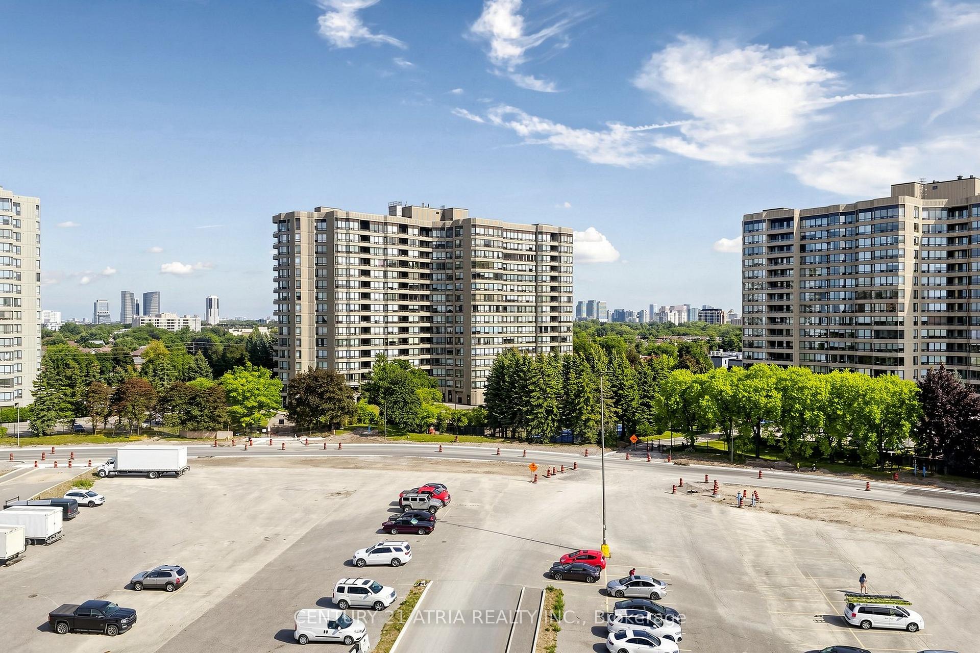 Photo 40 of Unit 508, 30 Upper Mall Way, Vaughan, Brownridge — HOMEH