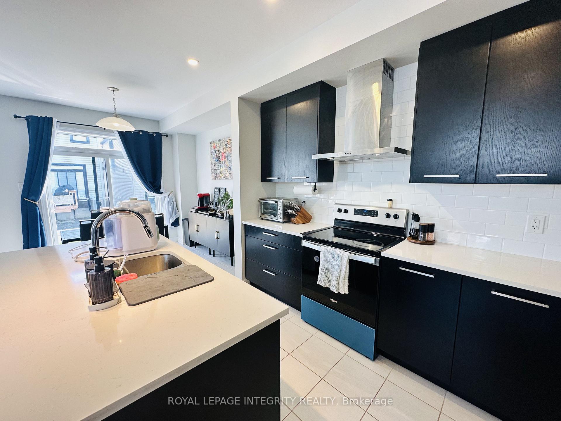 Photo 11 of 101 Lumen Place, Ottawa, Chapel Hill South - Orleans Village — HOMEH