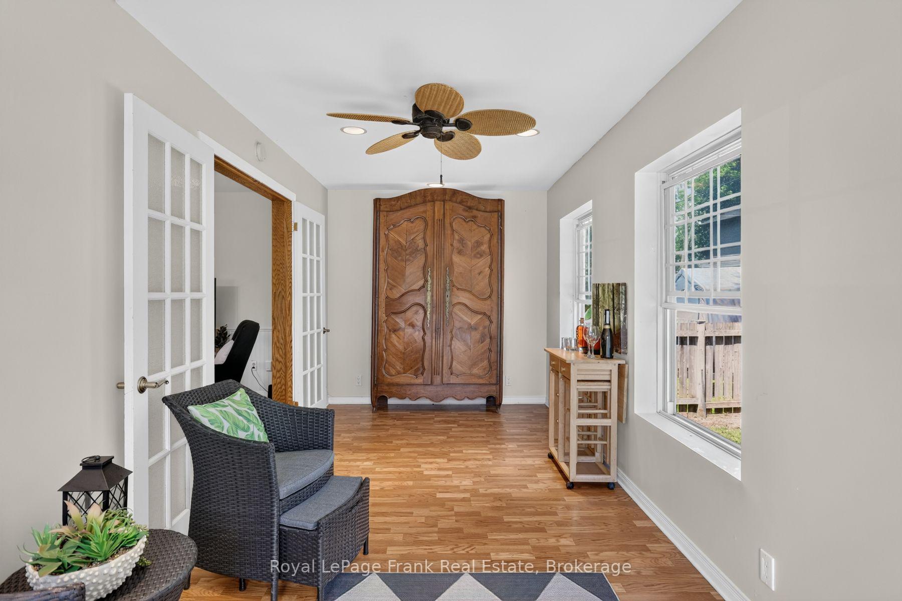 Photo 25 of 728 Hurley Street, Peterborough, Otonabee Ward 1 — HOMEH