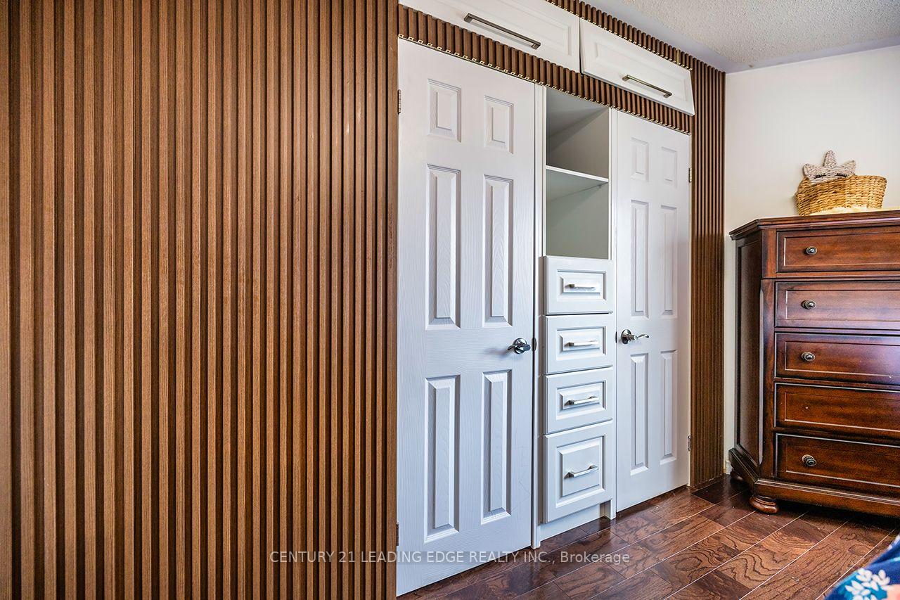 Photo 11 of 14 Guildwood Drive, Clarington, Bowmanville — HOMEH