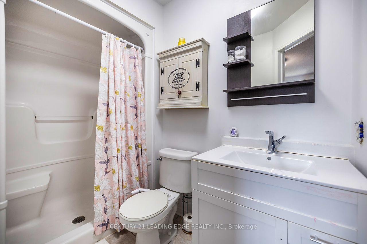 Photo 13 of 14 Guildwood Drive, Clarington, Bowmanville — HOMEH