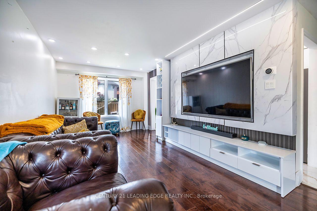 Photo 35 of 14 Guildwood Drive, Clarington, Bowmanville — HOMEH