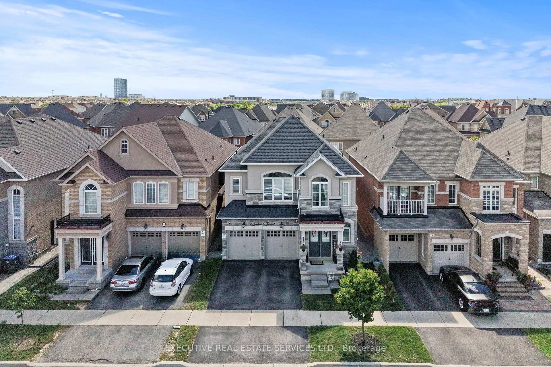 Photo 6 of 7 Yelands Road, Brampton, Northwest Brampton — HOMEH