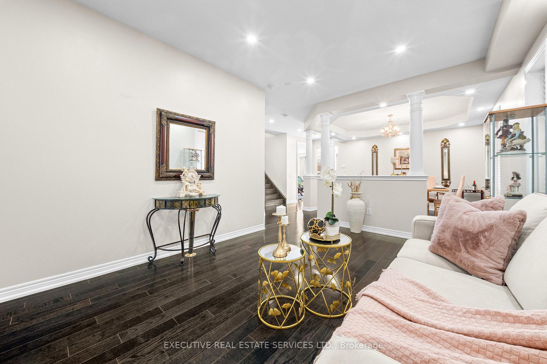 Photo 16 of 7 Yelands Road, Brampton, Northwest Brampton — HOMEH