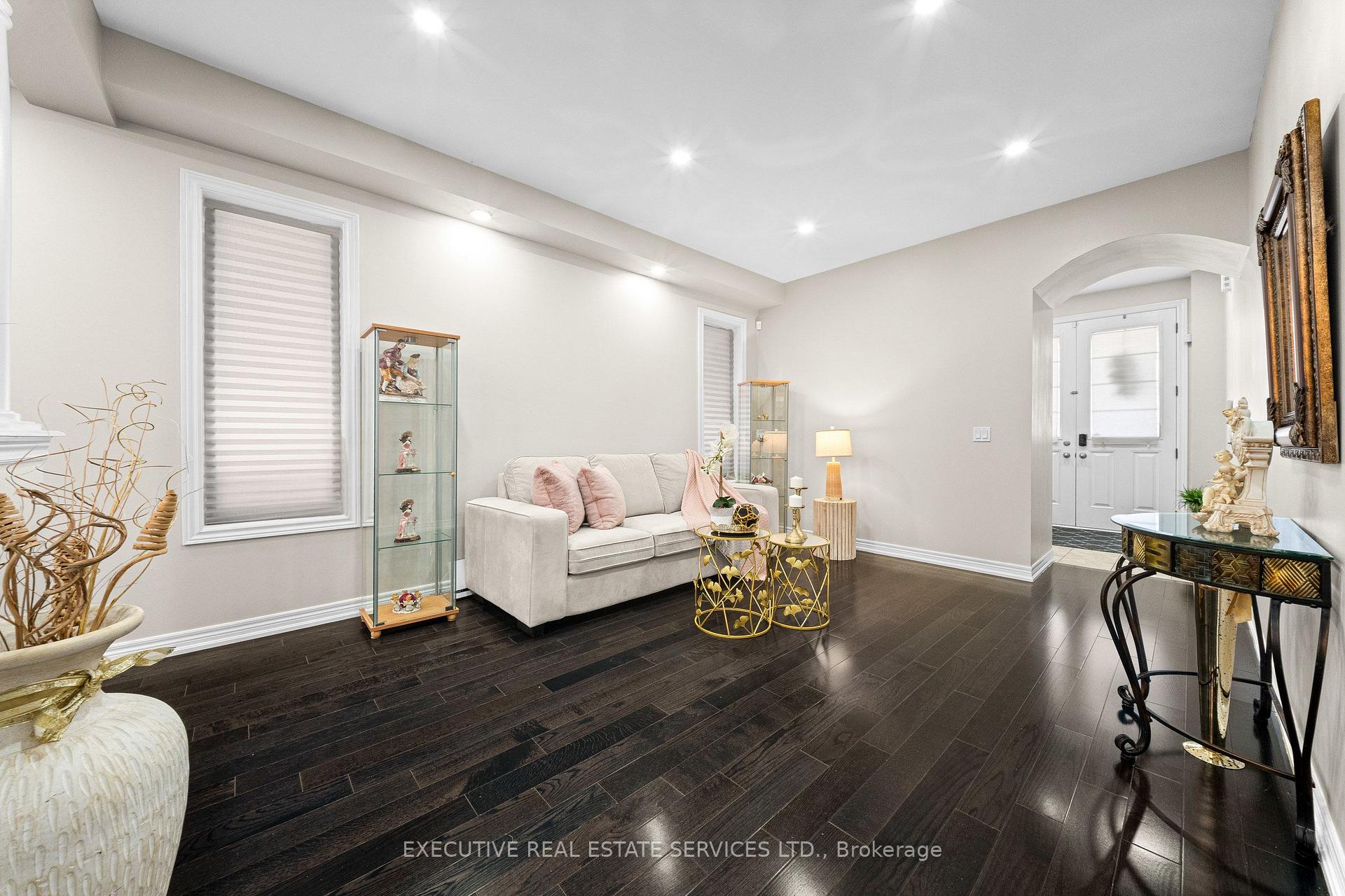 Photo 17 of 7 Yelands Road, Brampton, Northwest Brampton — HOMEH