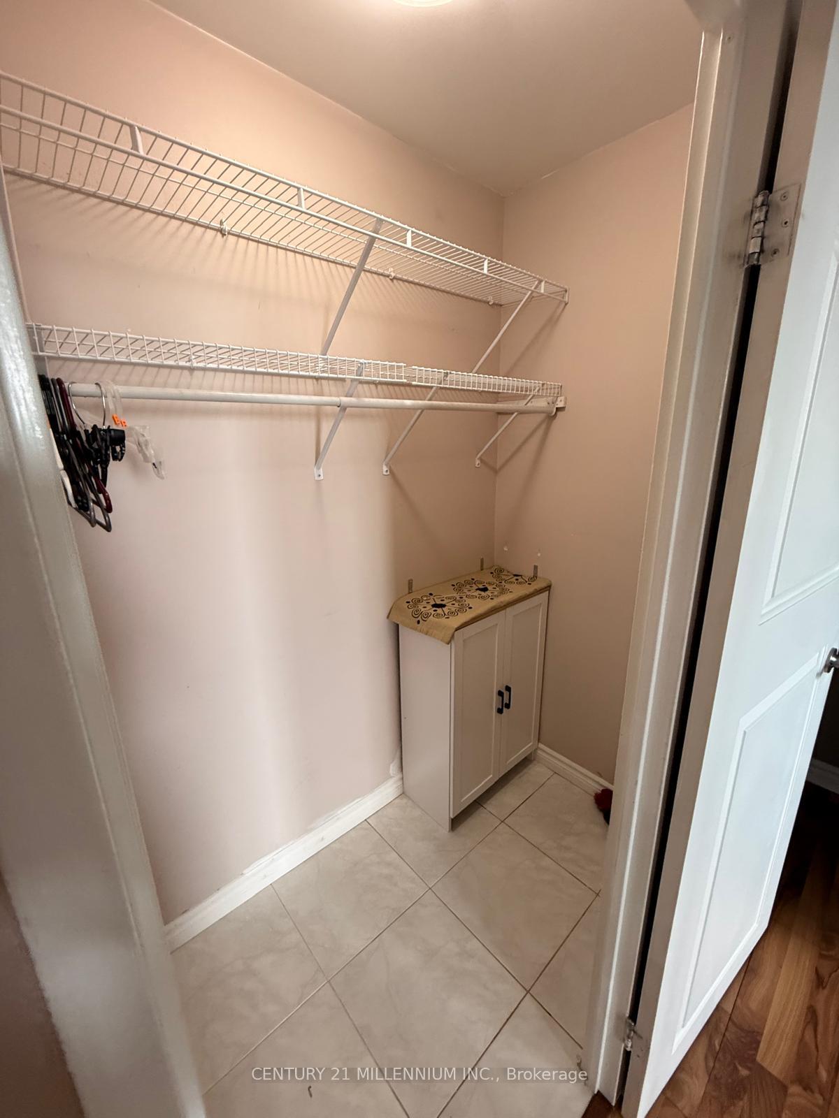 Photo 4 of Unit 1903, 25 Kensington Road, Brampton, Queen Street Corridor — HOMEH