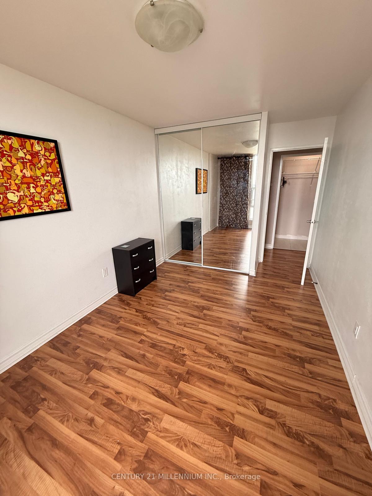 Photo 5 of Unit 1903, 25 Kensington Road, Brampton, Queen Street Corridor — HOMEH