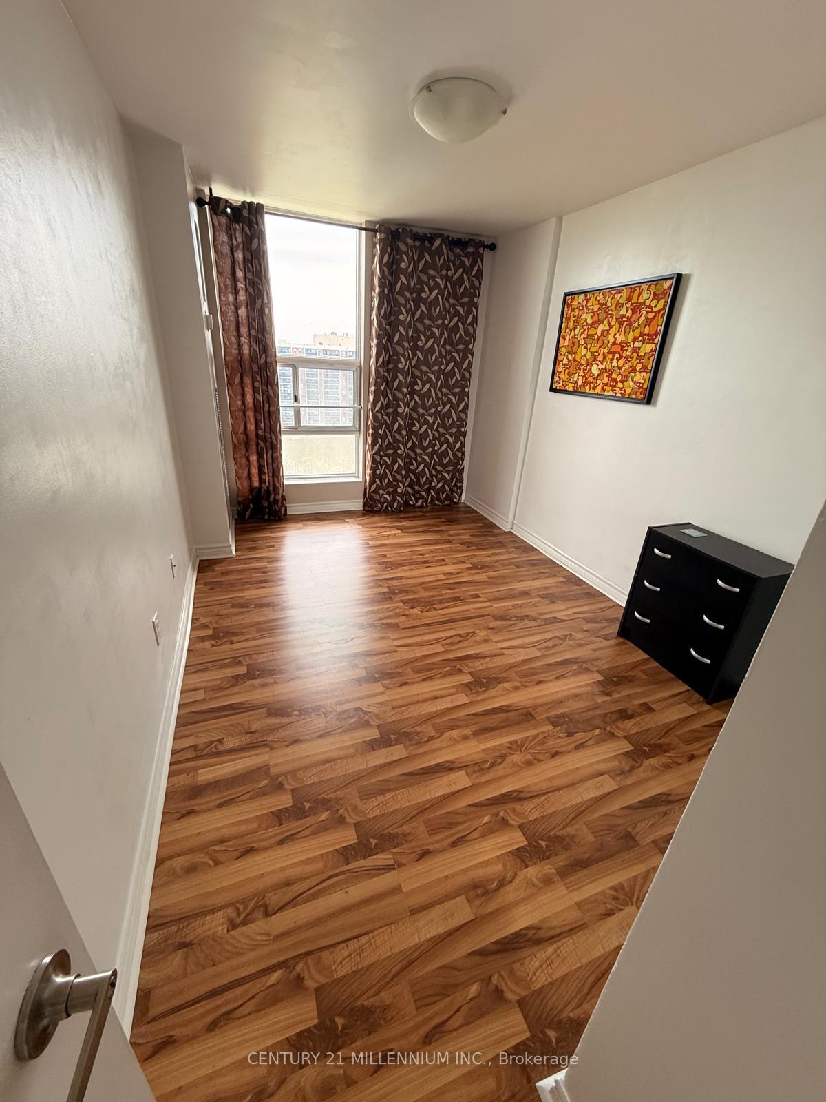 Photo 6 of Unit 1903, 25 Kensington Road, Brampton, Queen Street Corridor — HOMEH