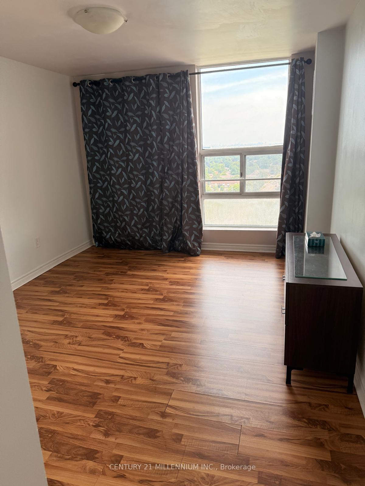 Photo 7 of Unit 1903, 25 Kensington Road, Brampton, Queen Street Corridor — HOMEH