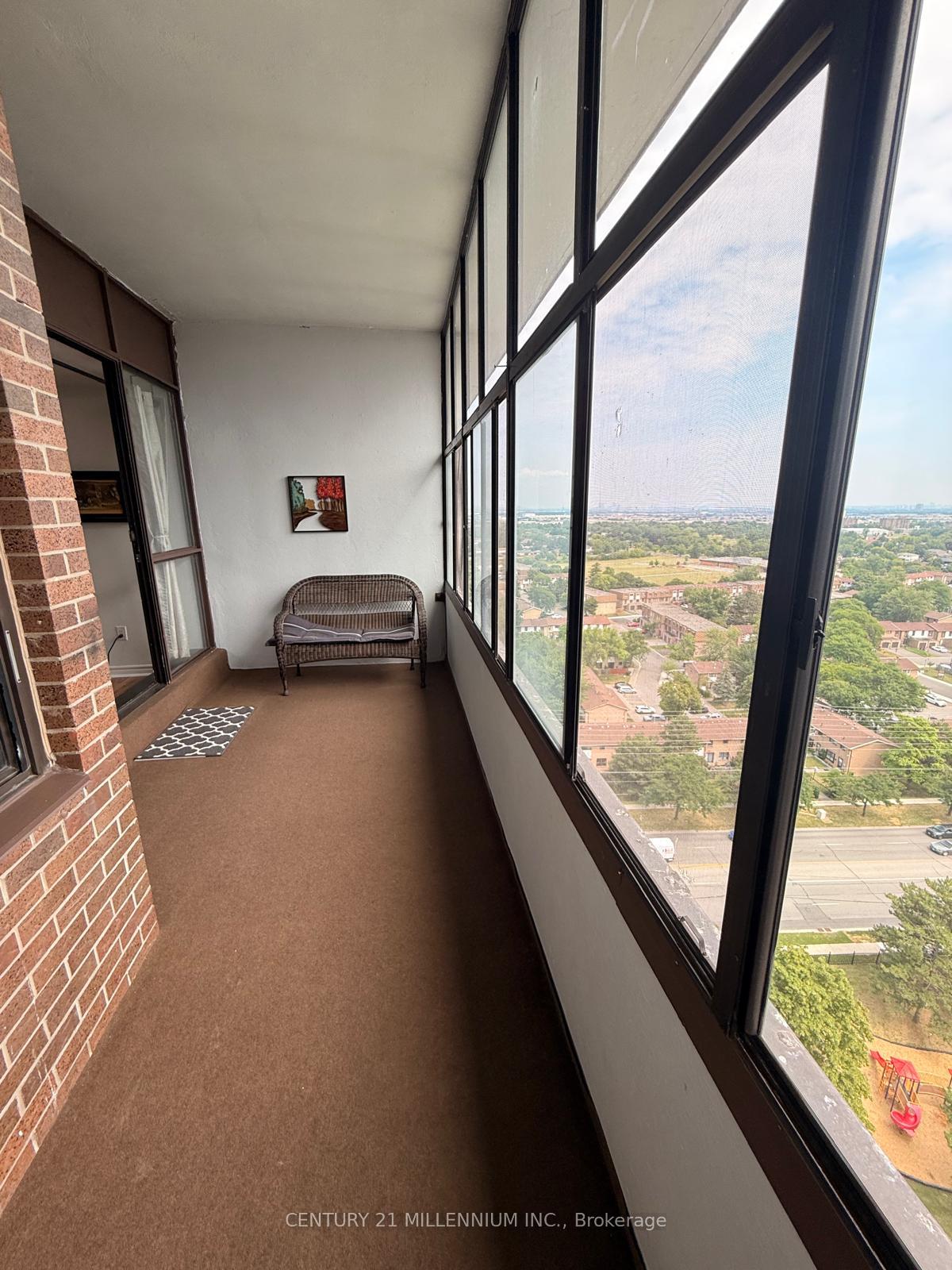 Photo 9 of Unit 1903, 25 Kensington Road, Brampton, Queen Street Corridor — HOMEH