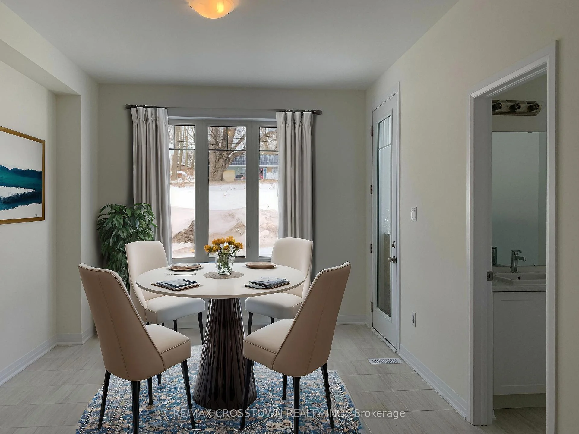 Photo 3 of 550 Hudson Crescent, Midland — HOMEH