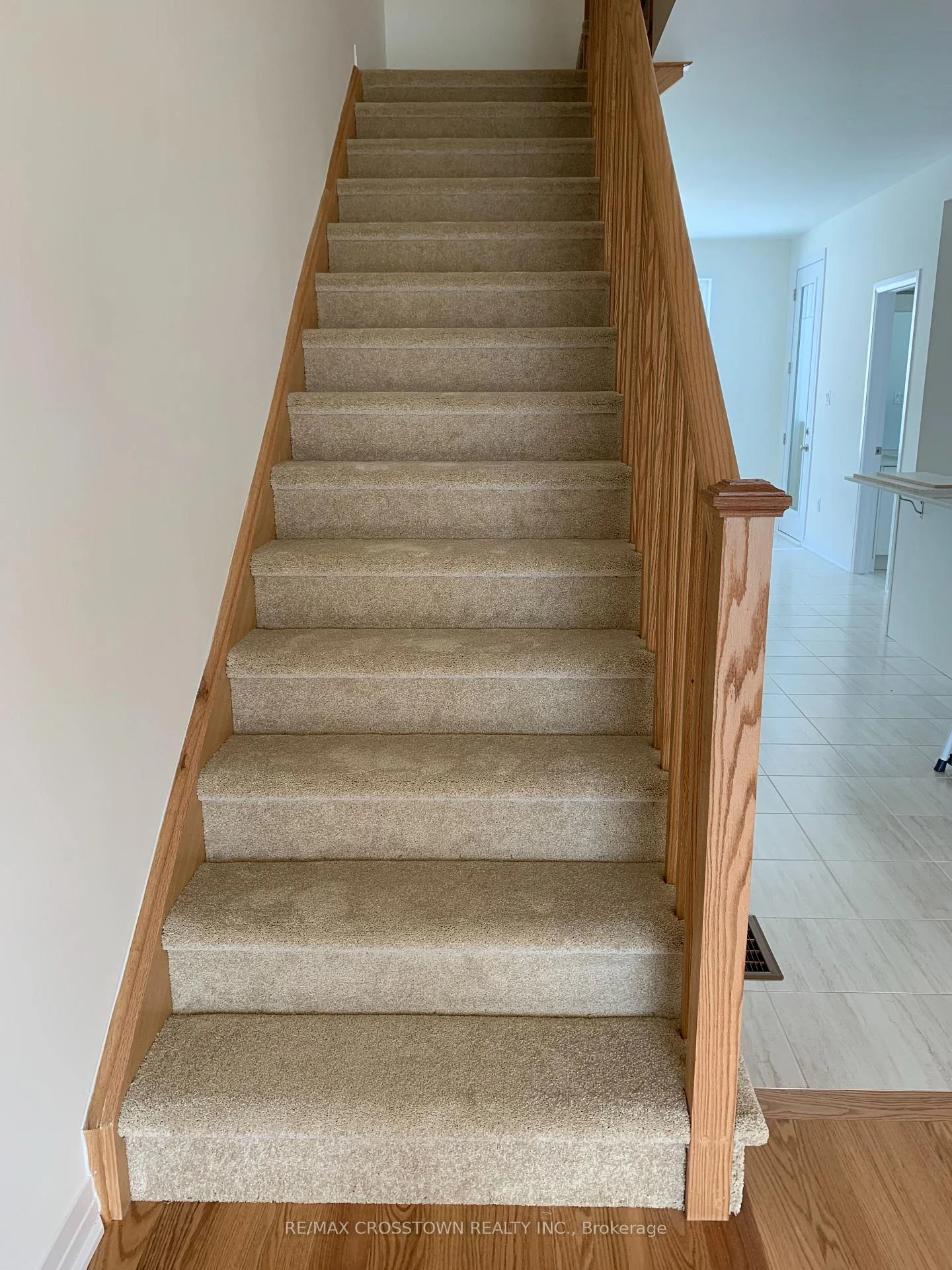 Photo 29 of 550 Hudson Crescent, Midland — HOMEH