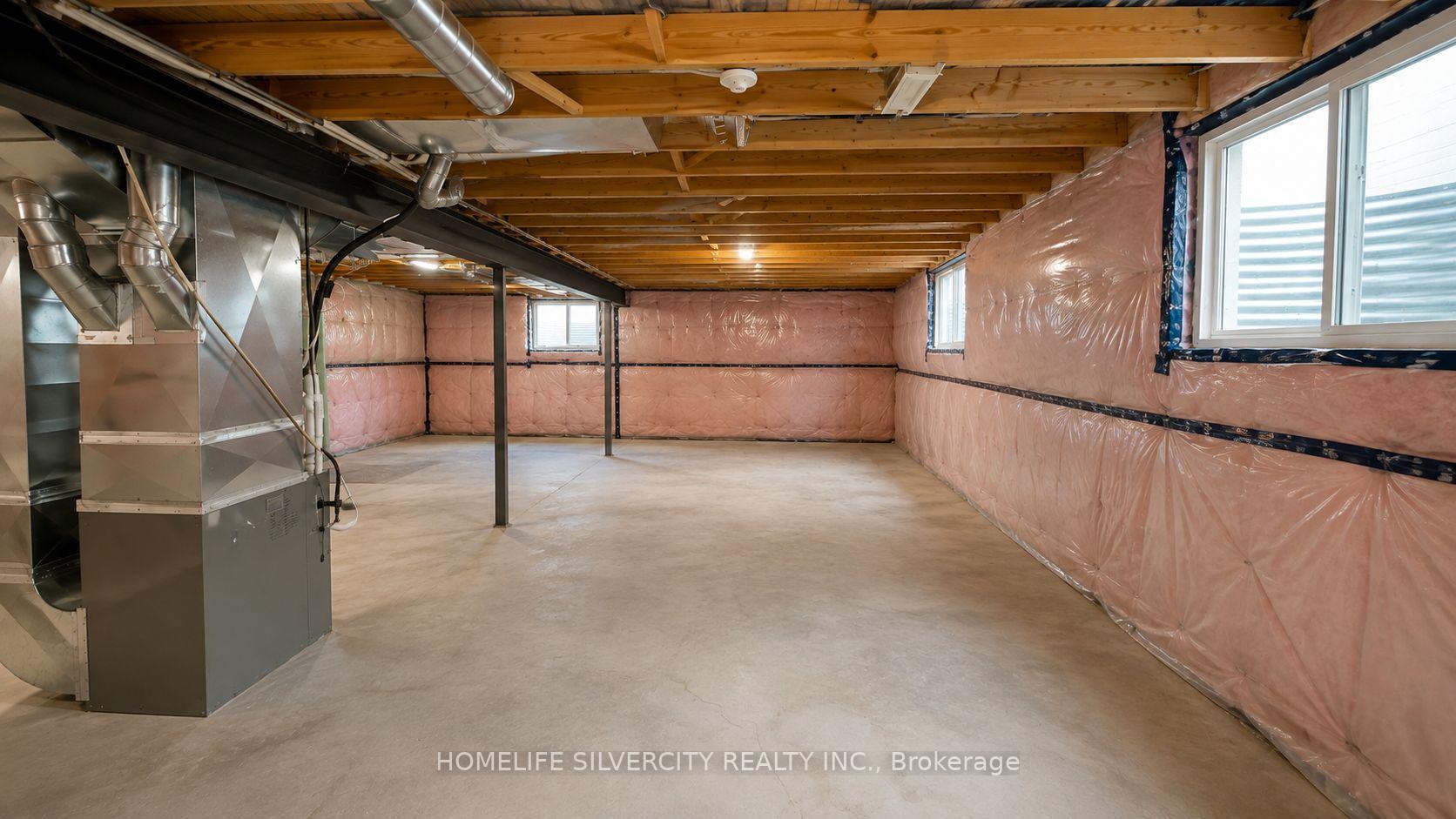 Photo 17 of 3108 Tillmann Road, London, South V — HOMEH