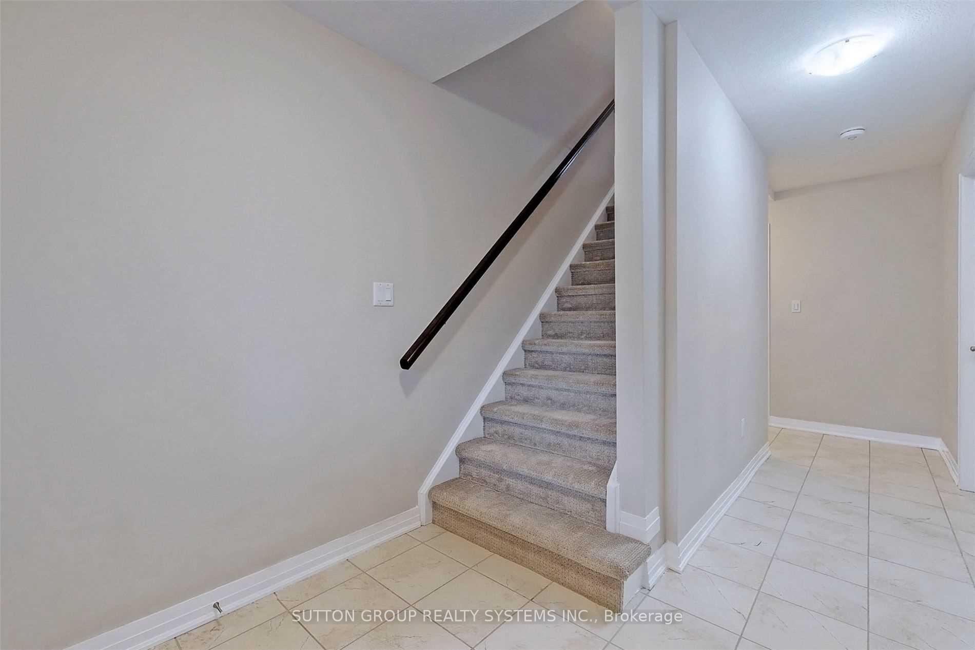 Photo 6 of 170 South Creek Drive, Kitchener, Doon South — HOMEH