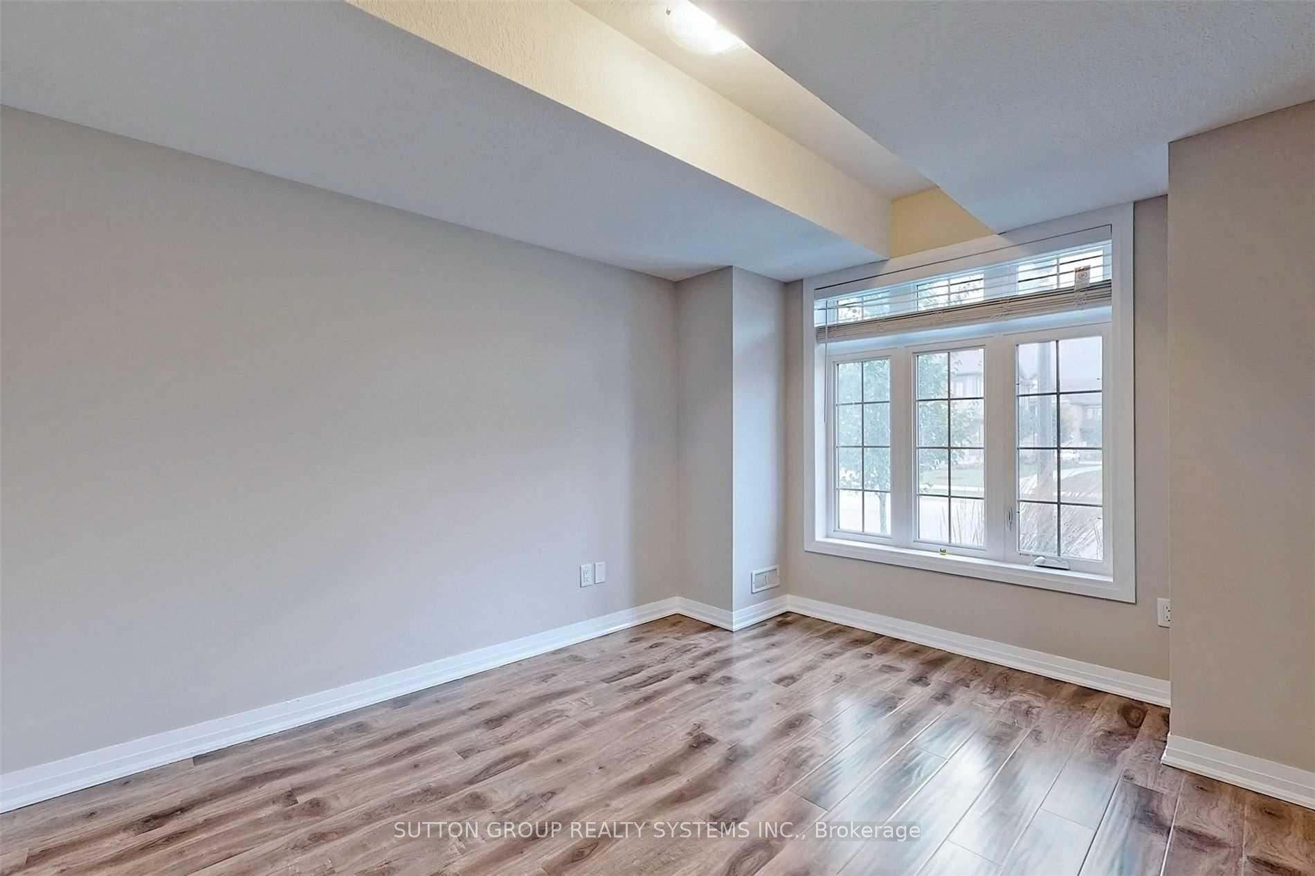 Photo 12 of 170 South Creek Drive, Kitchener, Doon South — HOMEH
