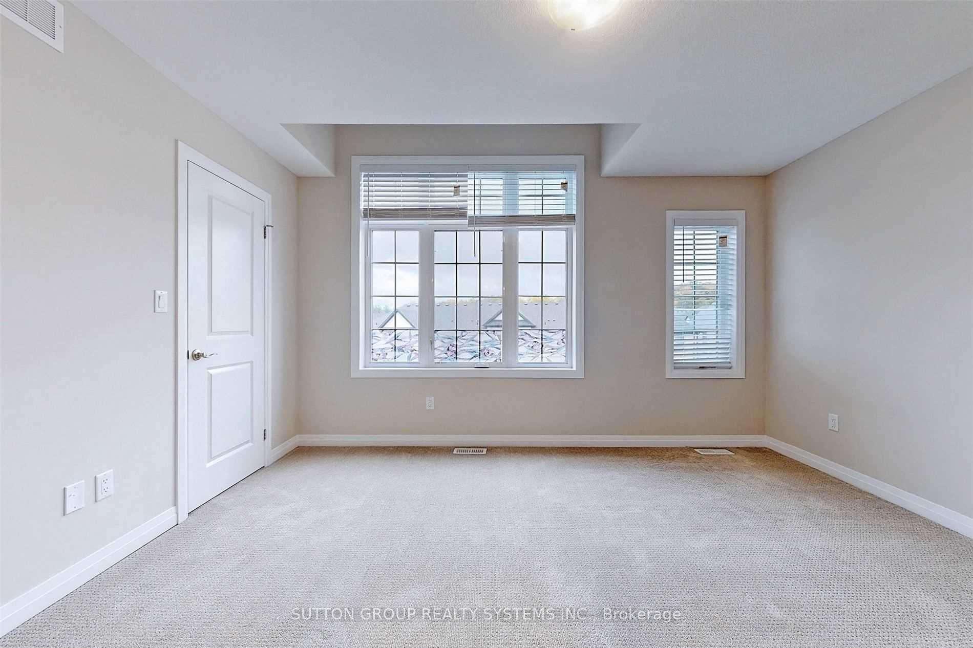 Photo 34 of 170 South Creek Drive, Kitchener, Doon South — HOMEH