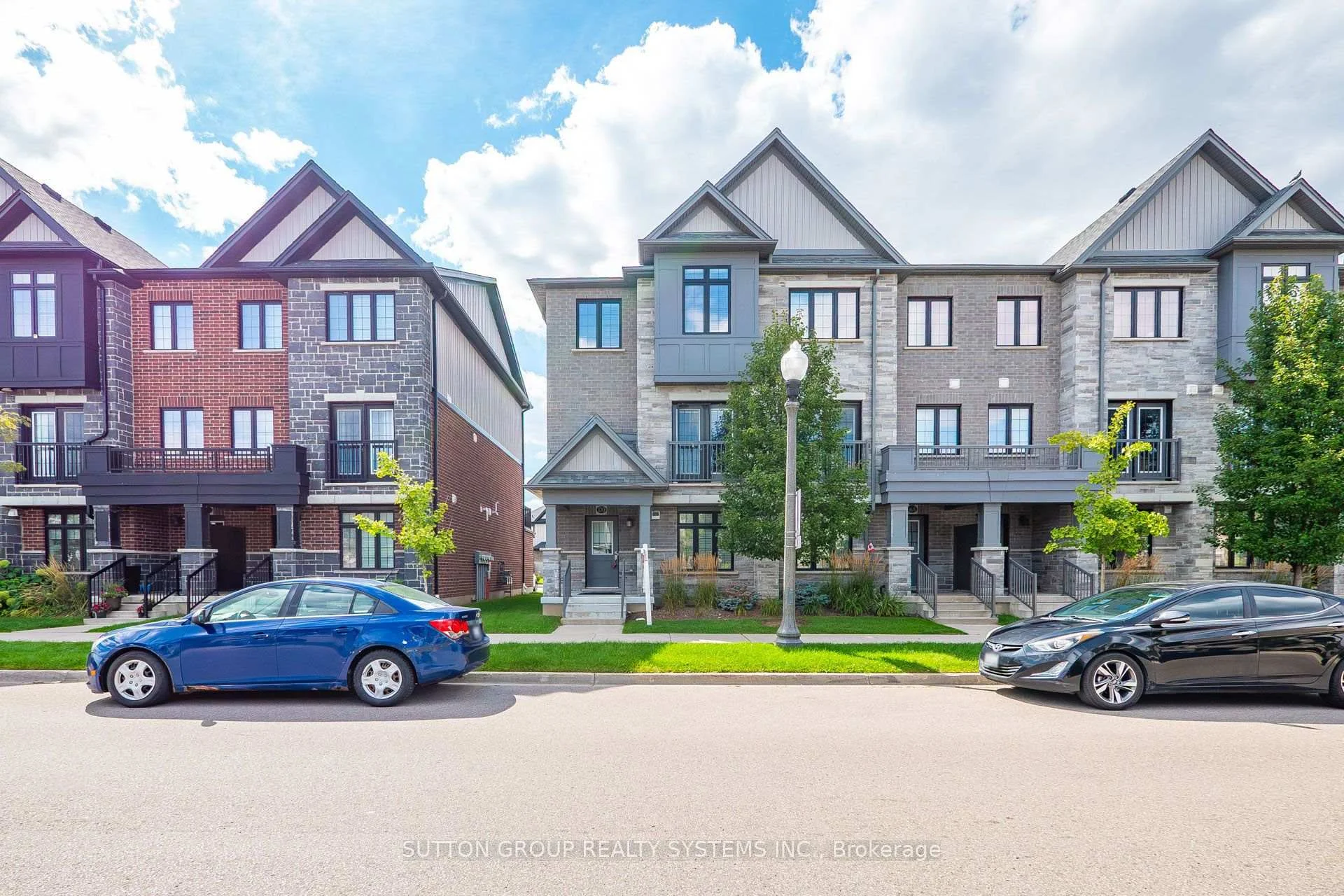 Photo 5 of 170 South Creek Drive, Kitchener, Doon South — HOMEH