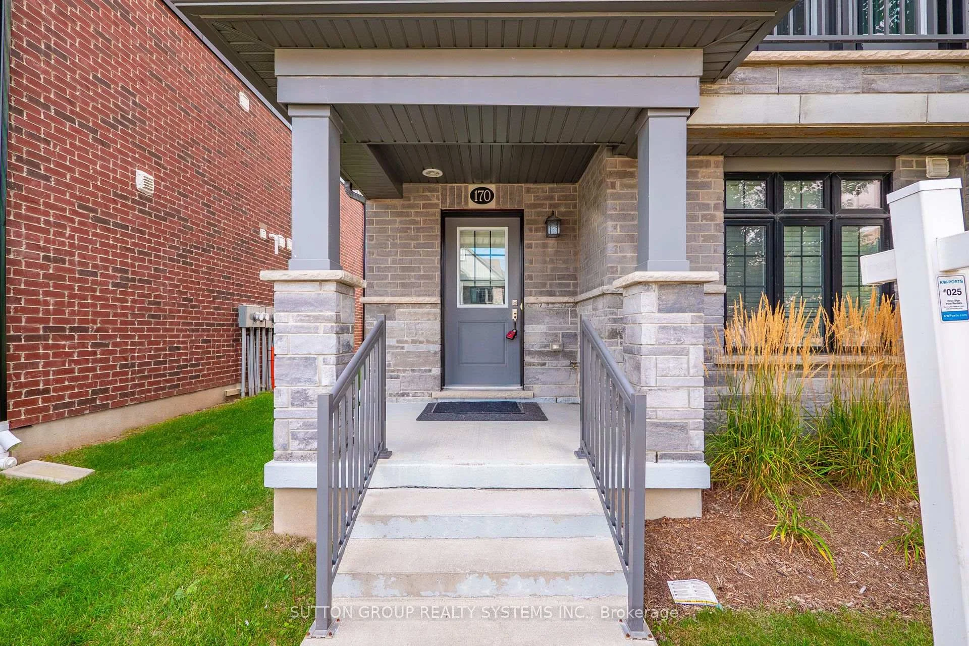 Photo 13 of 170 South Creek Drive, Kitchener, Doon South — HOMEH