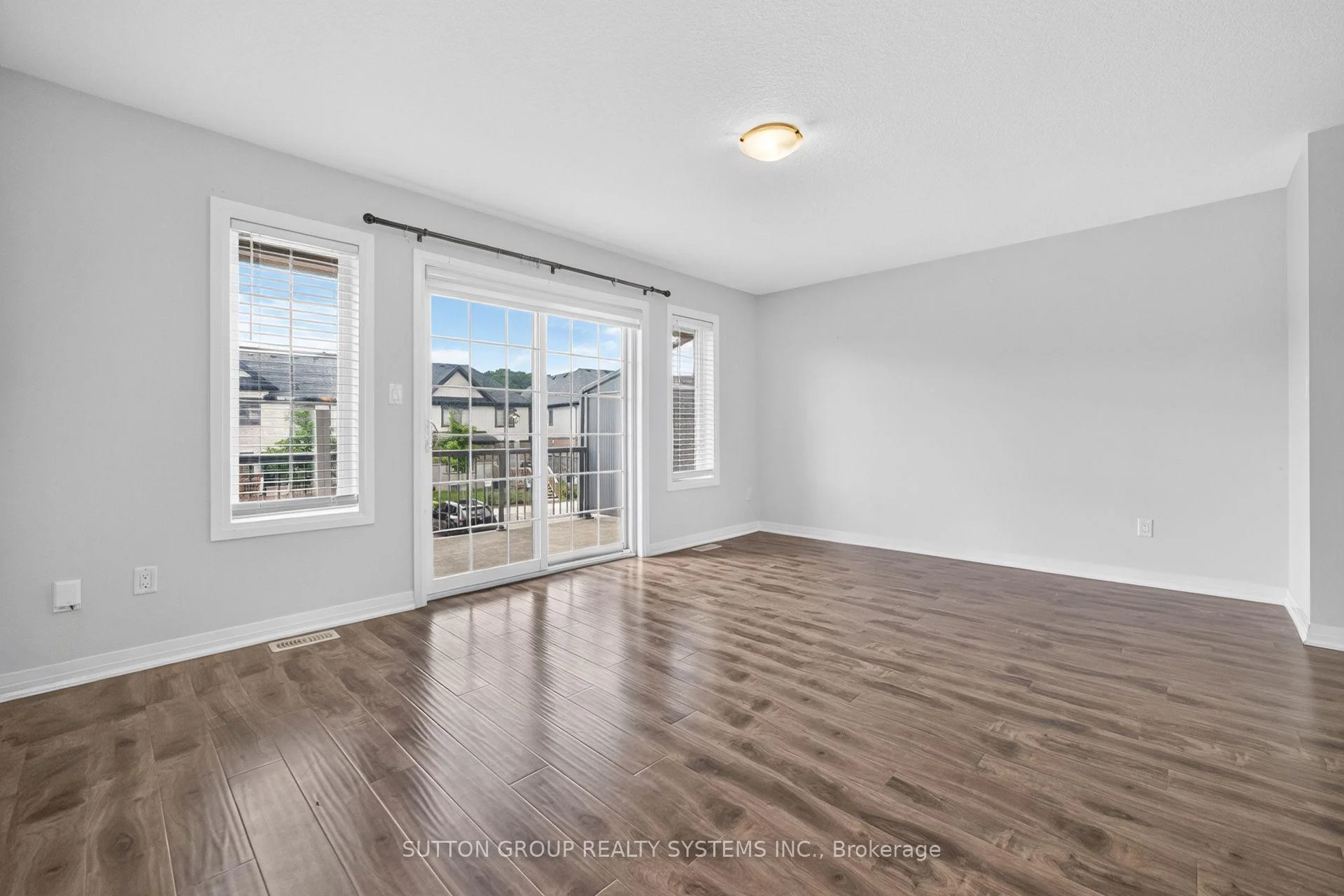 Photo 27 of 170 South Creek Drive, Kitchener, Doon South — HOMEH