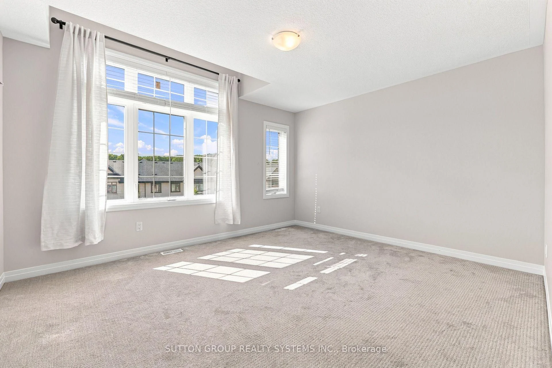 Photo 53 of 170 South Creek Drive, Kitchener, Doon South — HOMEH