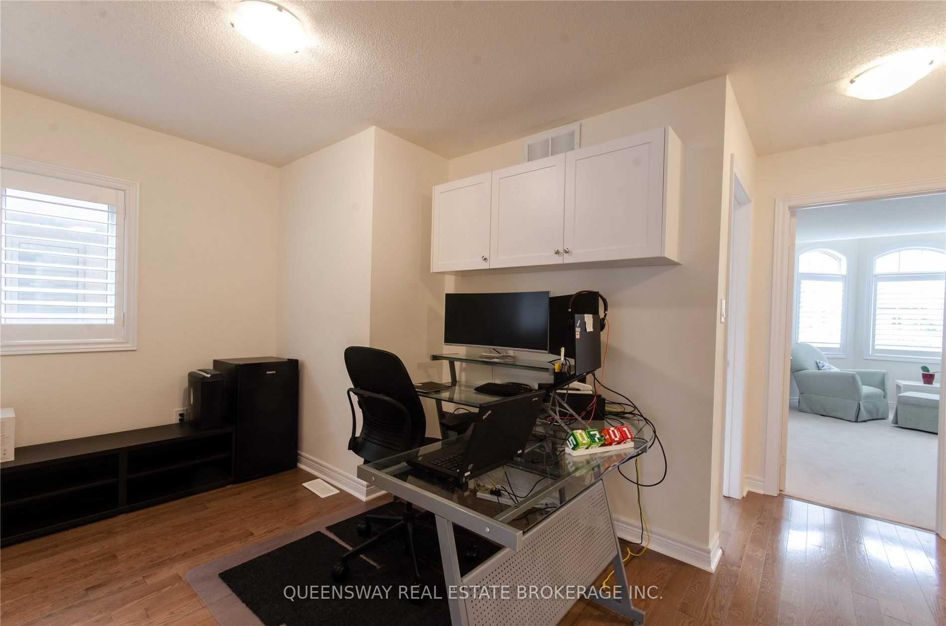 Photo 9 of 96 Busch Avenue, Markham, Berczy — HOMEH