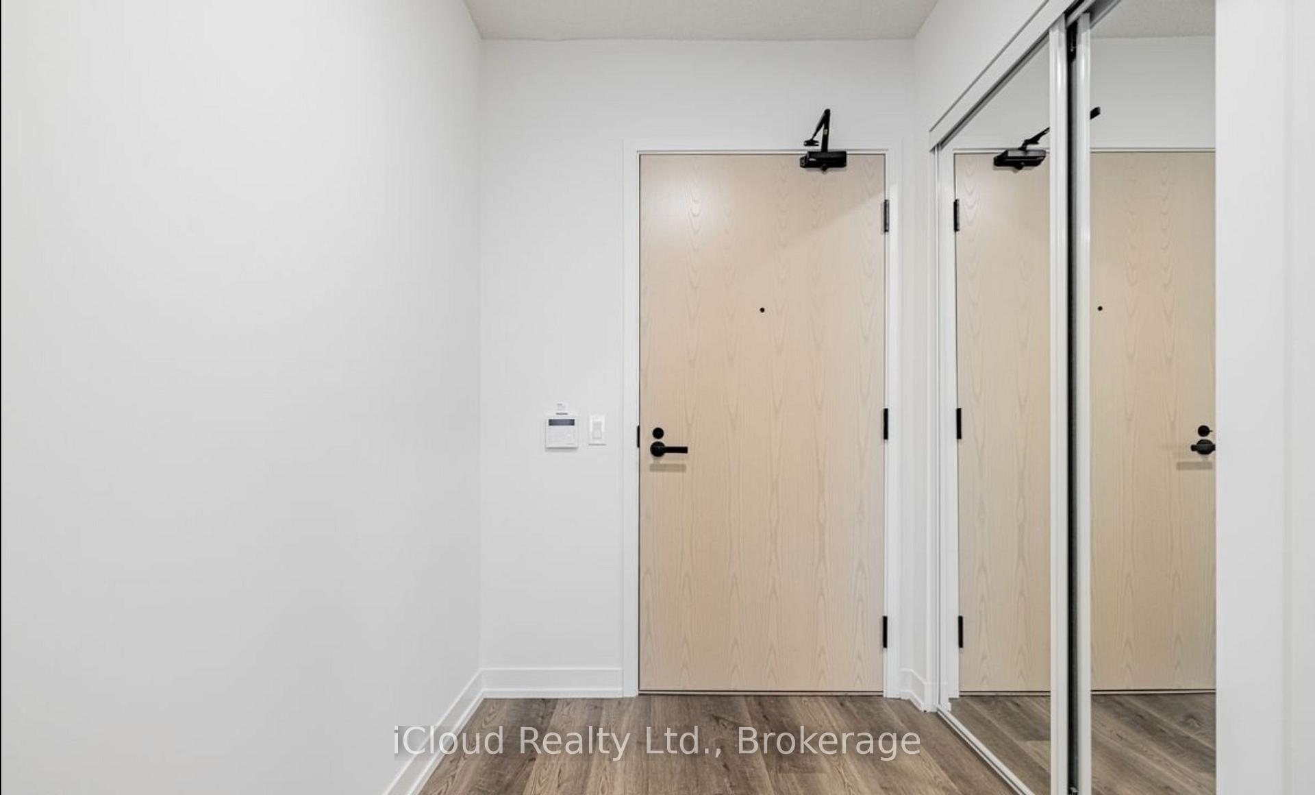 Photo 6 of Unit 1211, 195 Commerce Street, Vaughan, Concord — HOMEH