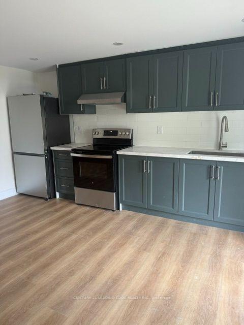 Photo 3 of 2009 Shay Drive, Pickering, Brock Ridge — HOMEH