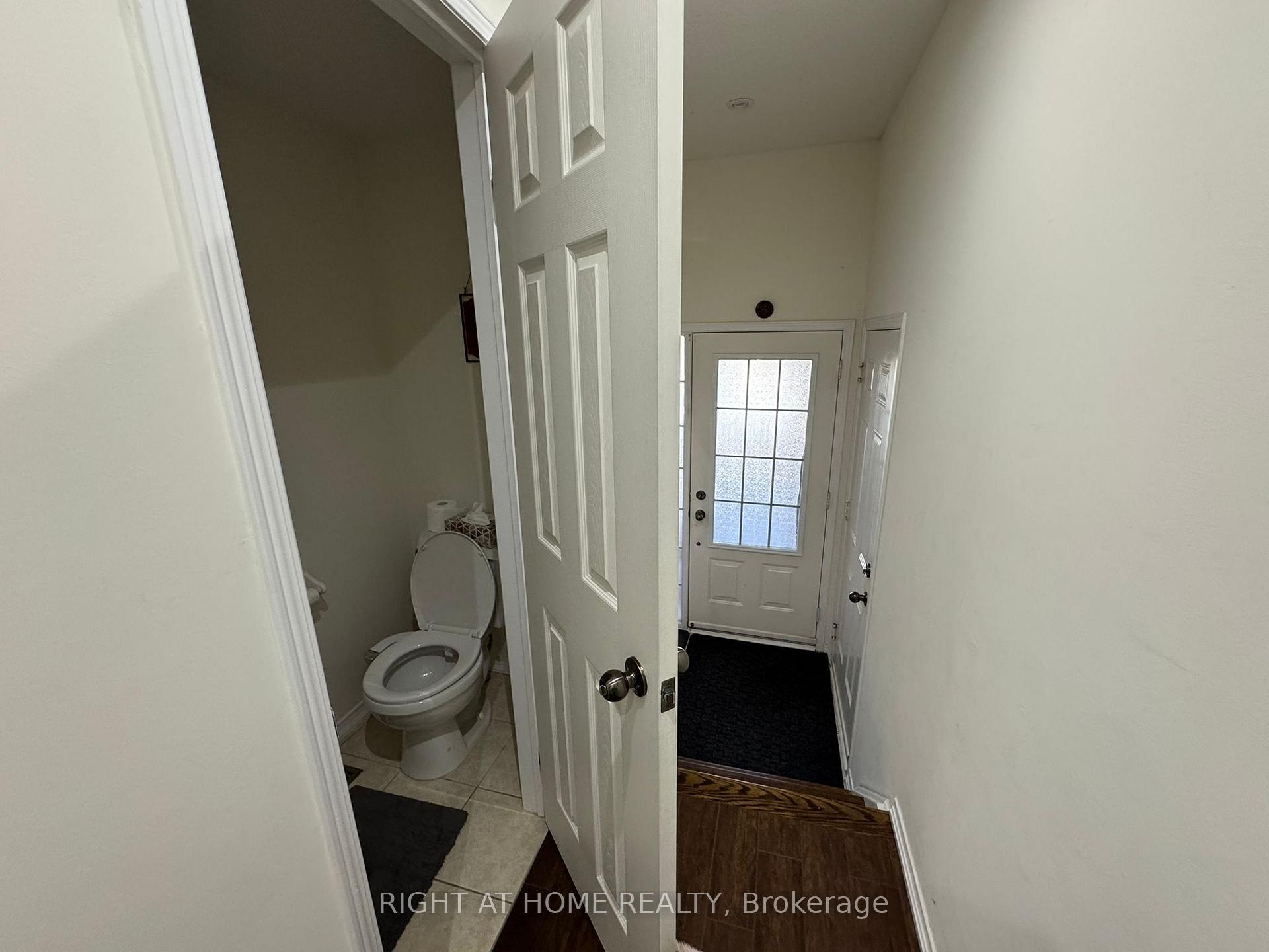 Photo 5 of 23 Linnell Street, Ajax, Central East — HOMEH