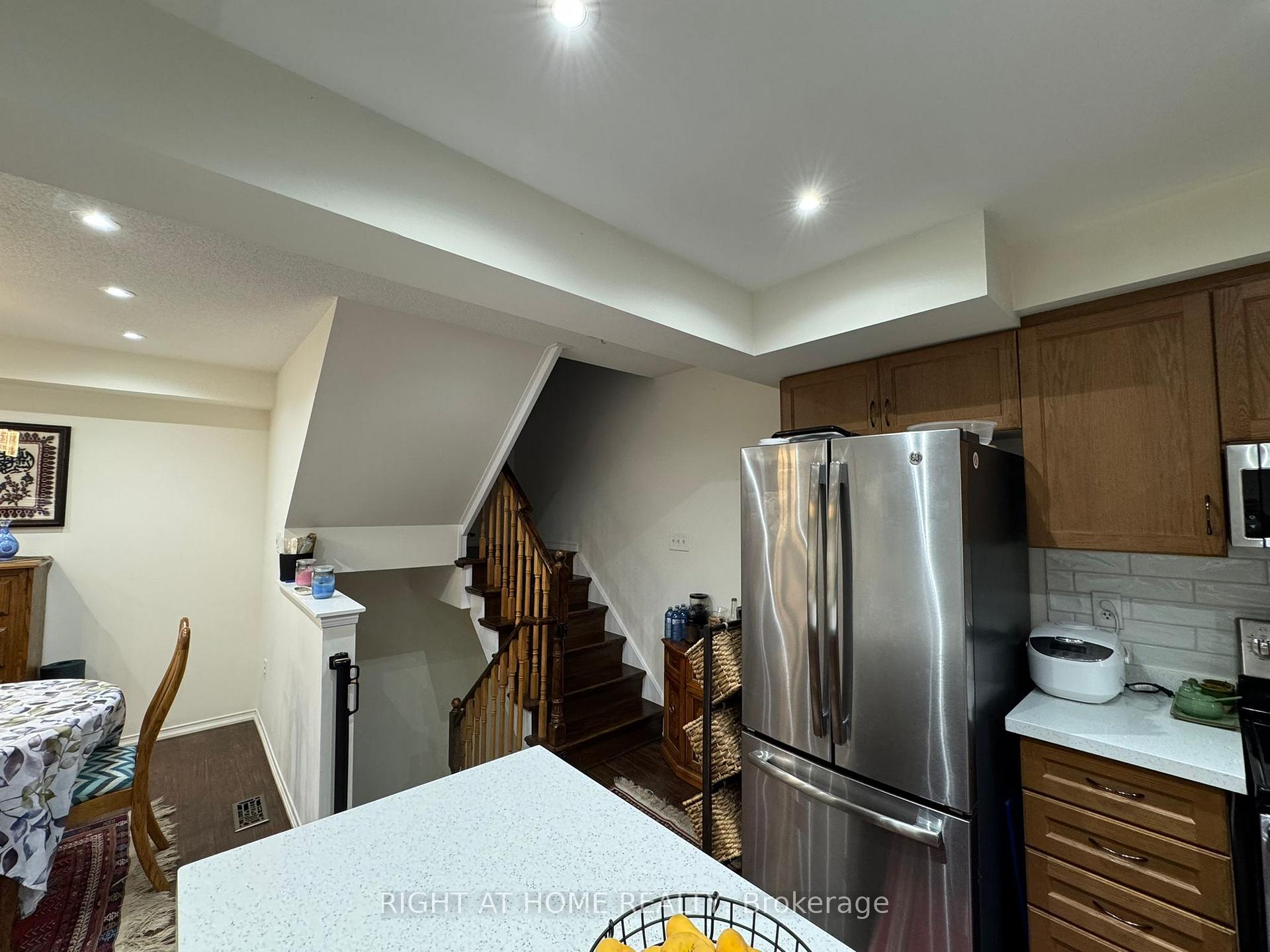 Photo 8 of 23 Linnell Street, Ajax, Central East — HOMEH