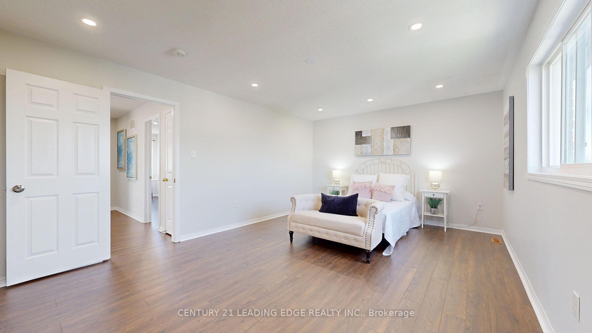 Photo 40 of 784 Ormond Drive, Oshawa, Samac — HOMEH