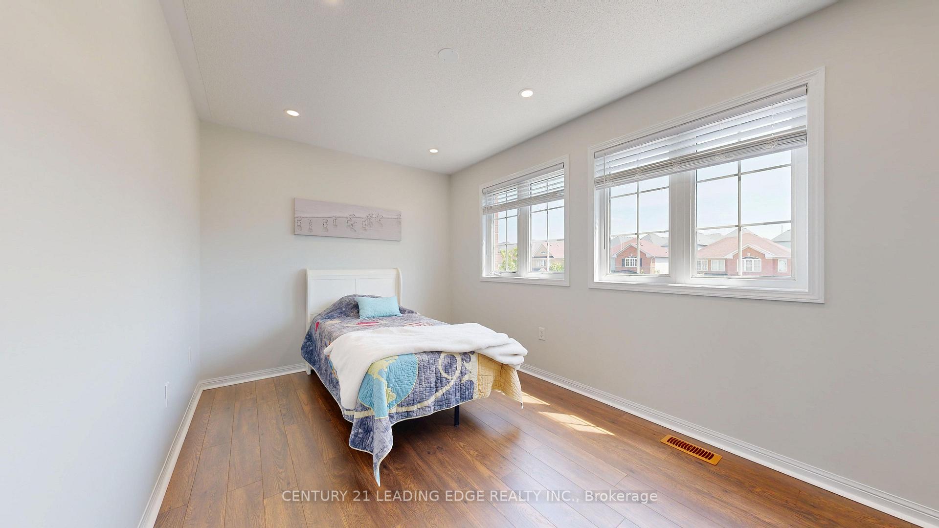 Photo 48 of 784 Ormond Drive, Oshawa, Samac — HOMEH
