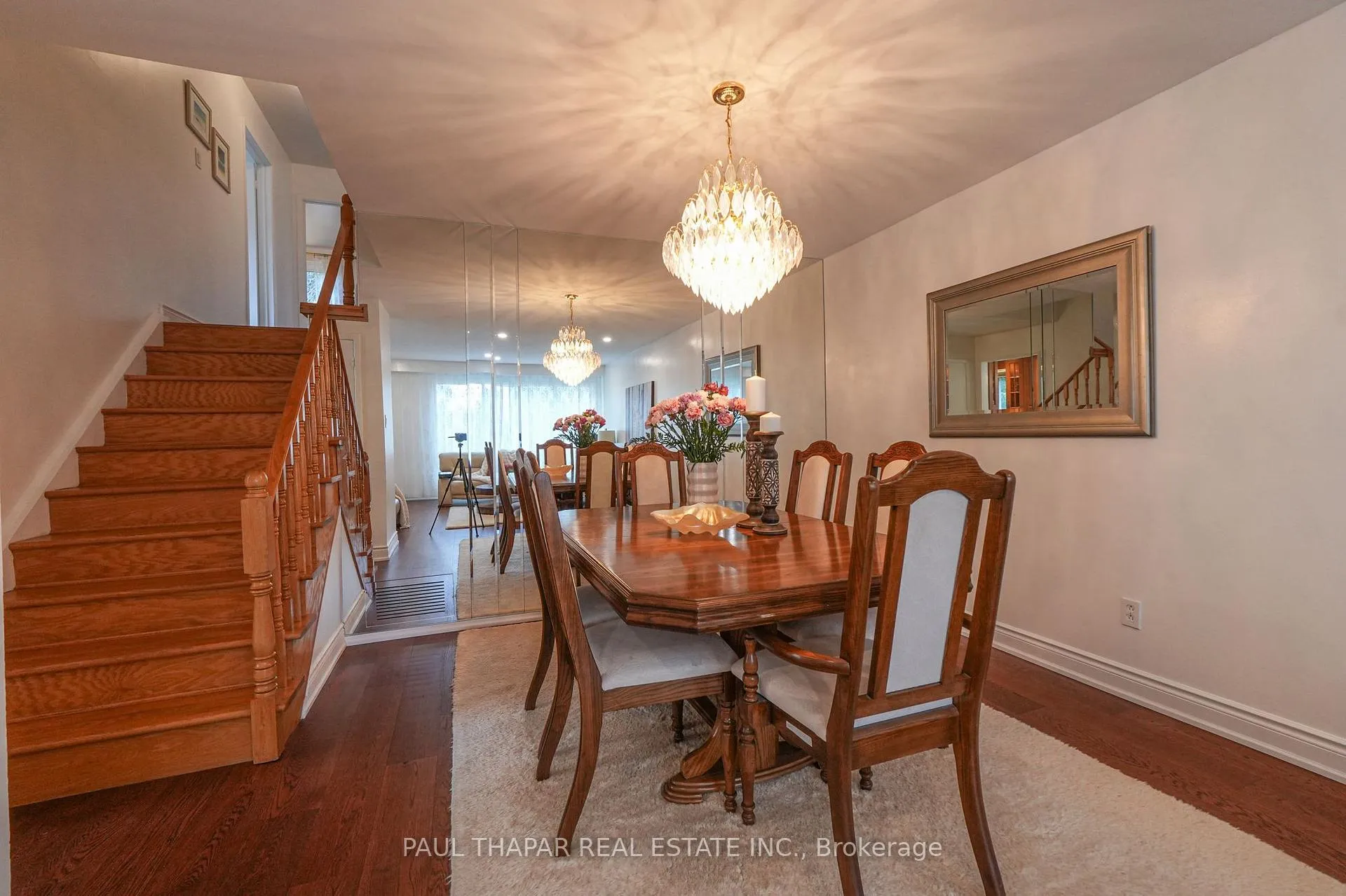 Photo 5 of 60 Seneca Hill Drive, North York, Don Valley Village — HOMEH