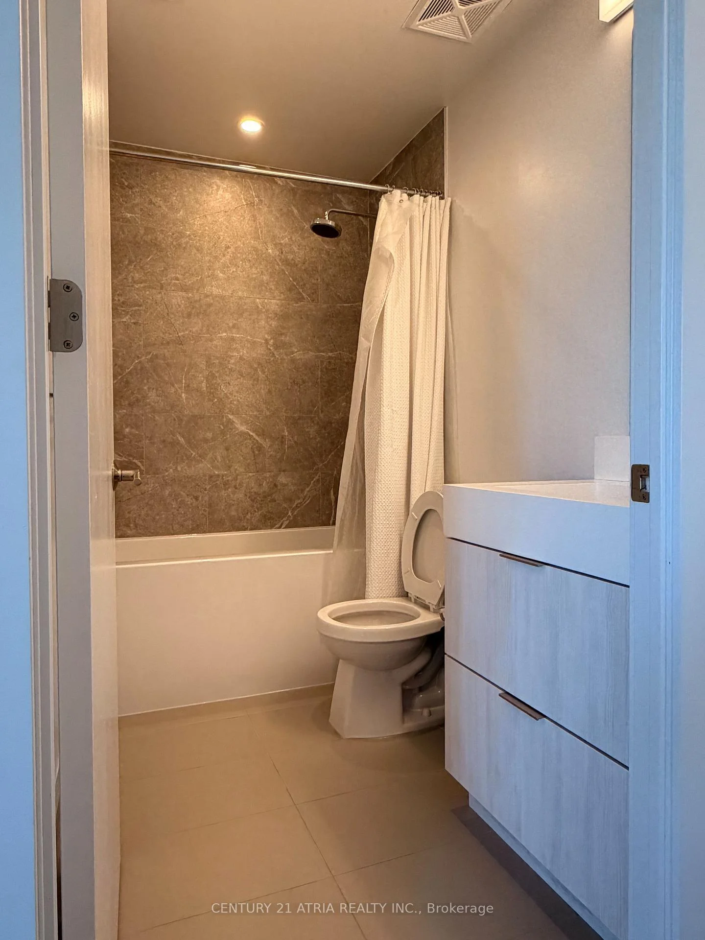 Photo 28 of Unit 2010, 130 River Street, Toronto, Regent Park — HOMEH