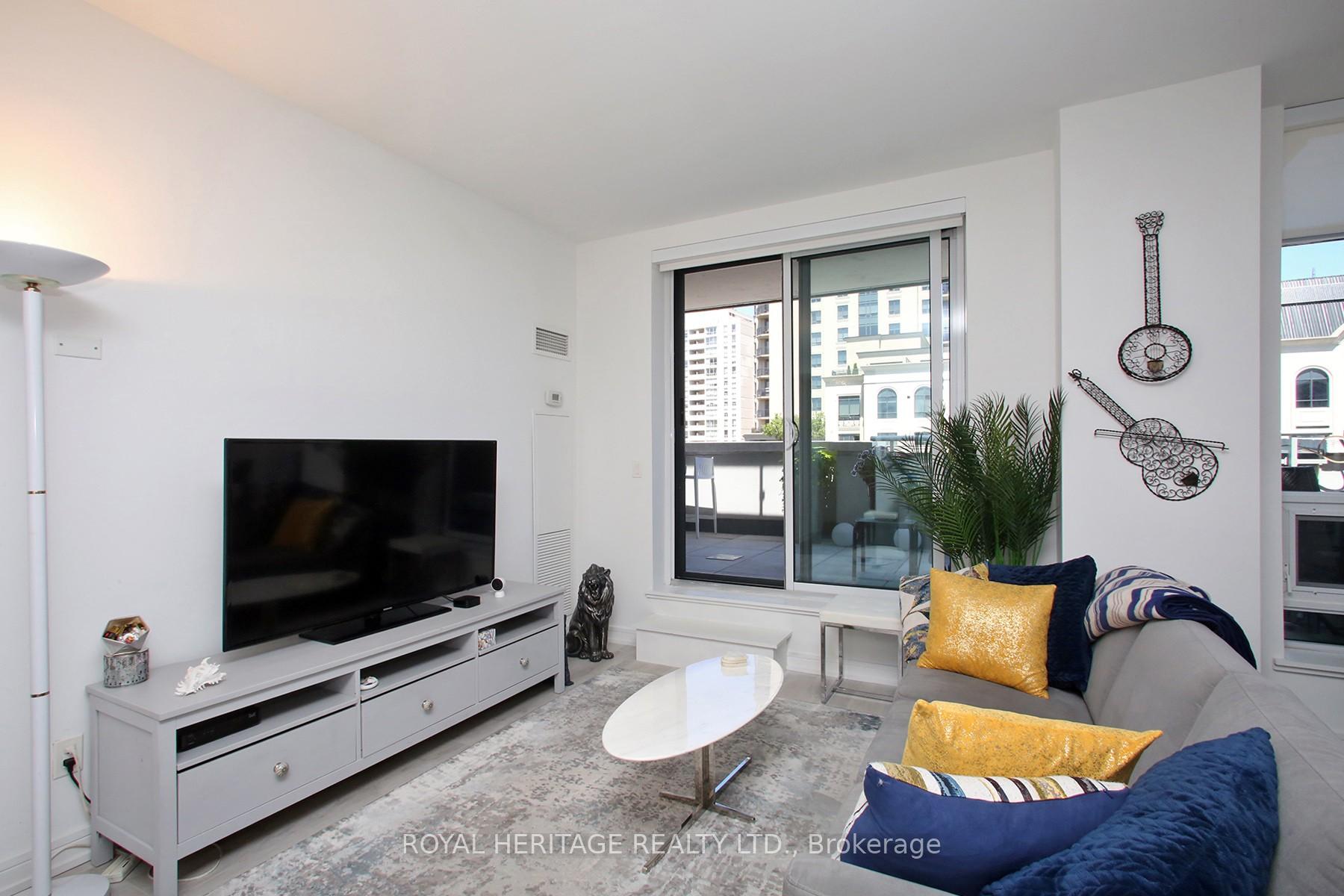 Photo 13 of Unit TPH08, 621 Sheppard Avenue, North York, Bayview Village — HOMEH