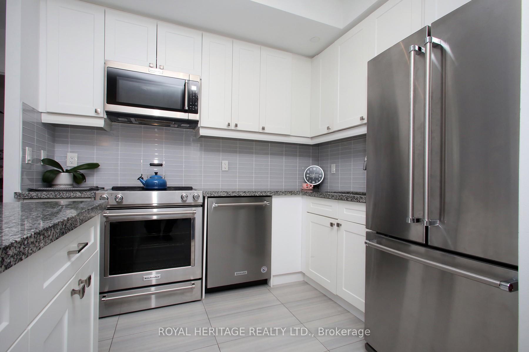 Photo 20 of Unit TPH08, 621 Sheppard Avenue, North York, Bayview Village — HOMEH
