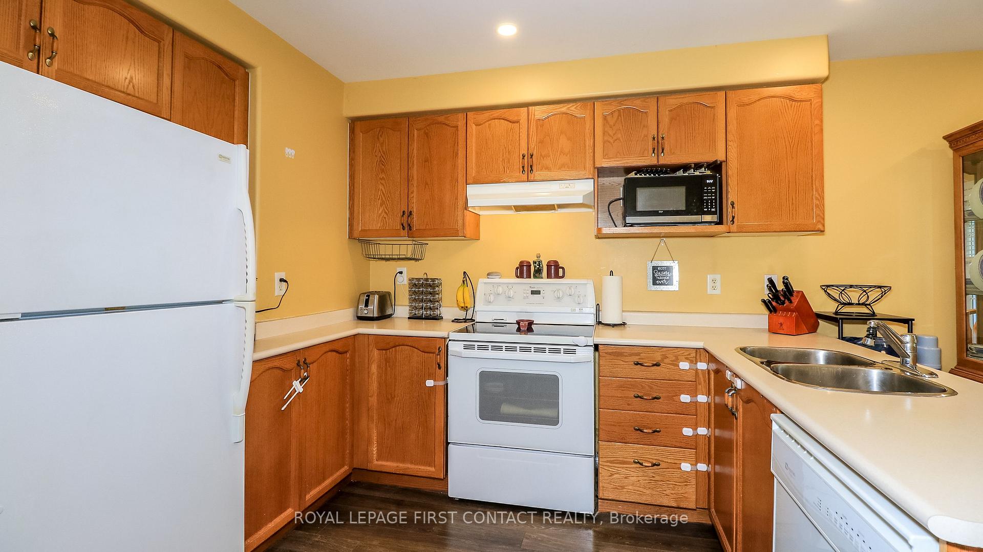 Photo 11 of 79 White Elm Road, Barrie, Holly — HOMEH