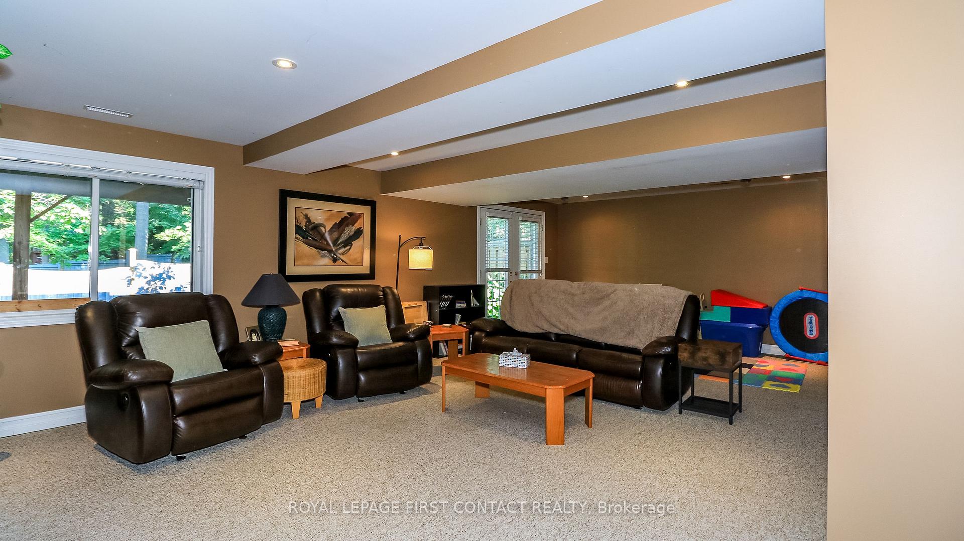 Photo 18 of 79 White Elm Road, Barrie, Holly — HOMEH