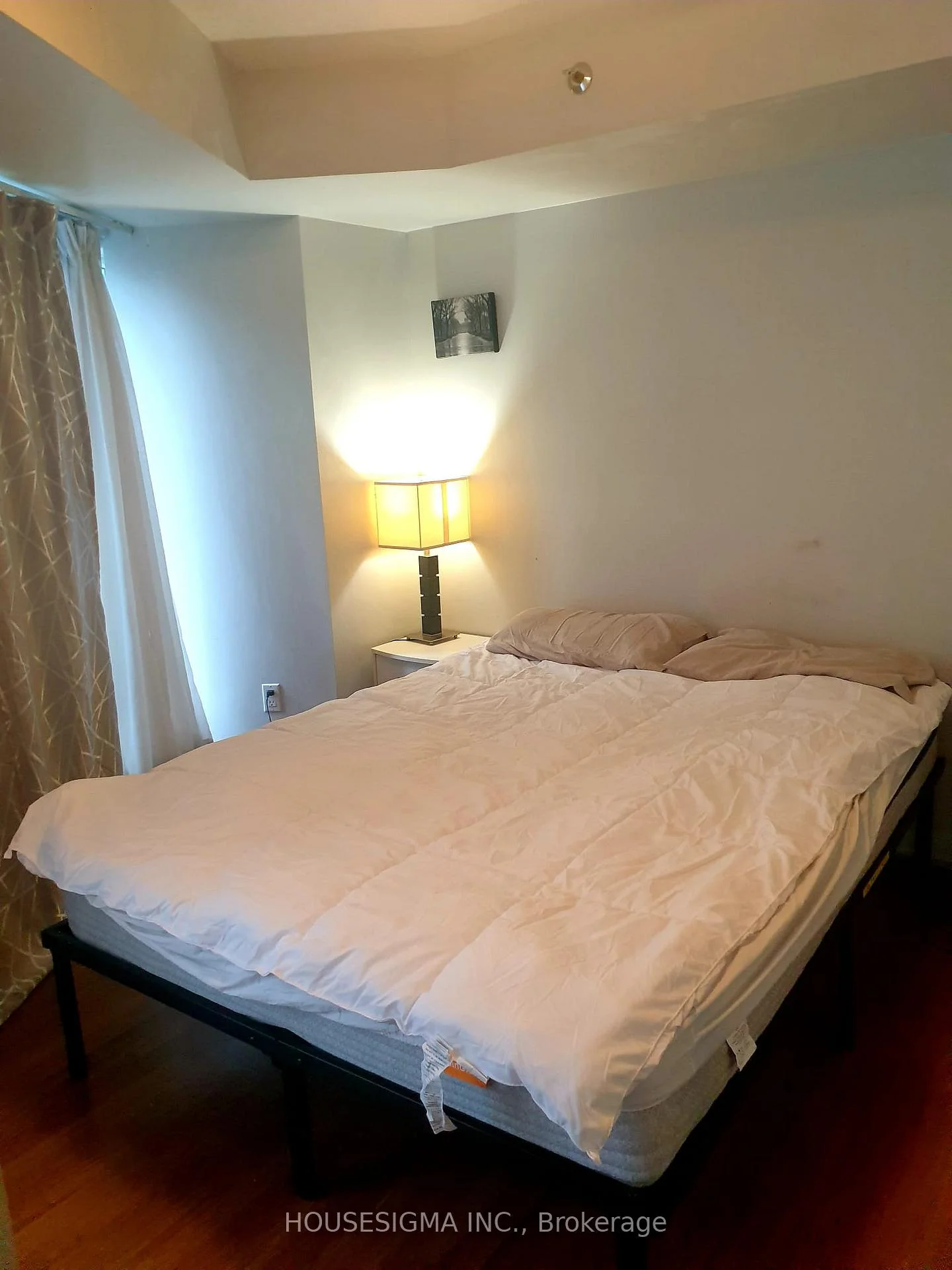 Photo 8 of Unit 1010, 200 Victoria Street, Toronto, Church-Yonge Corridor — HOMEH