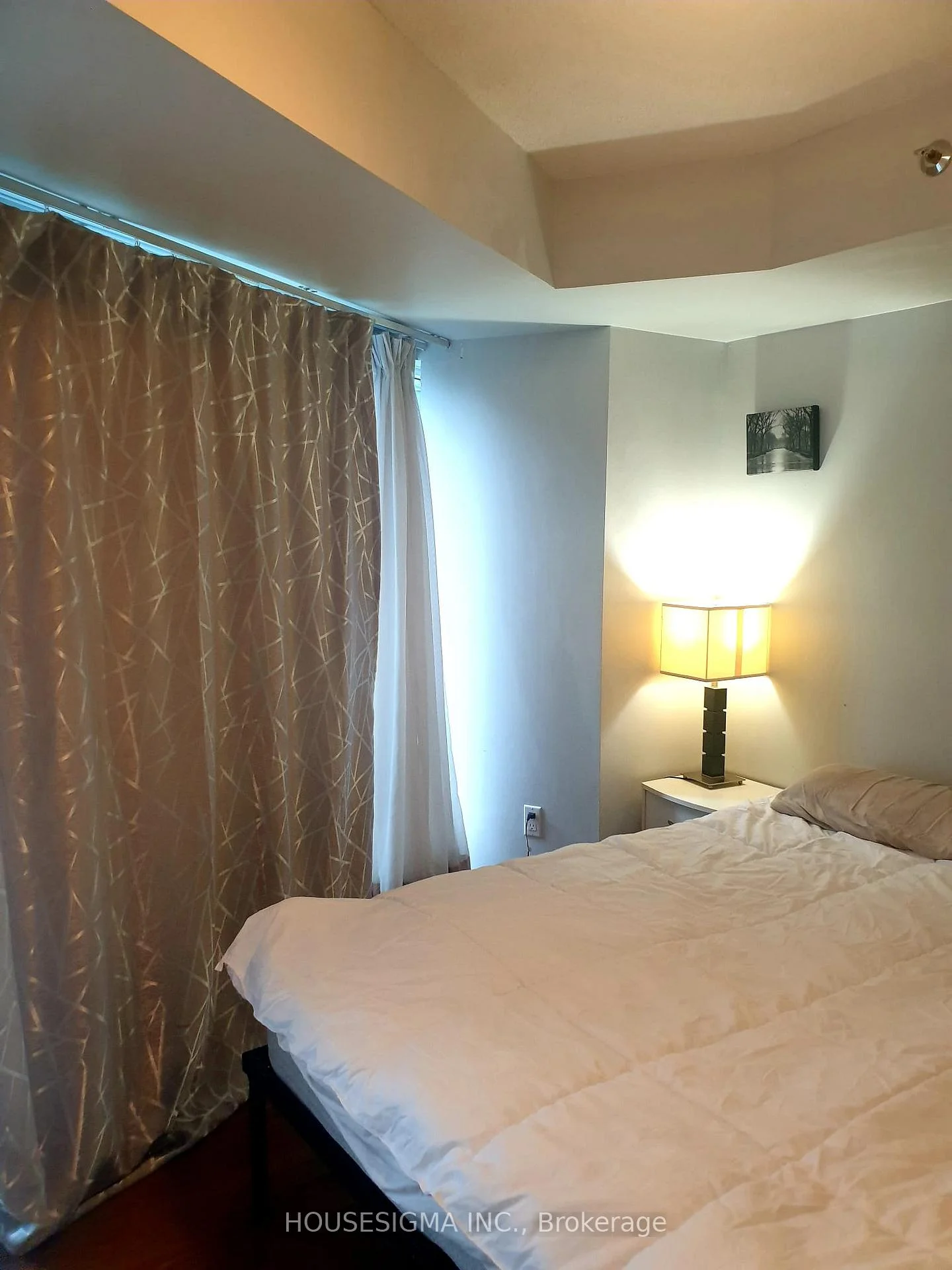 Photo 13 of Unit 1010, 200 Victoria Street, Toronto, Church-Yonge Corridor — HOMEH