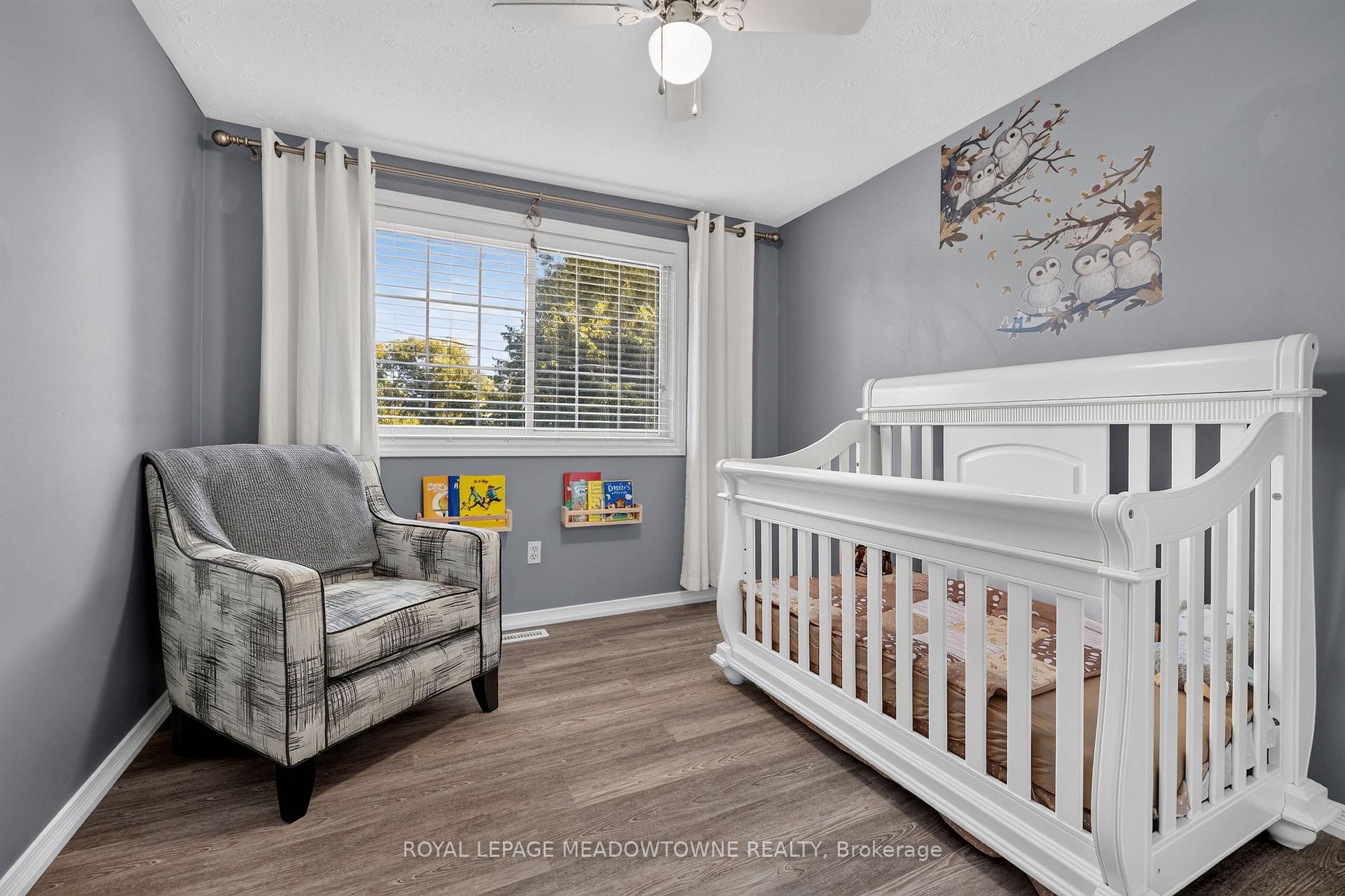 Photo 18 of 30 Metcalfe Court, Halton Hills, Georgetown — HOMEH