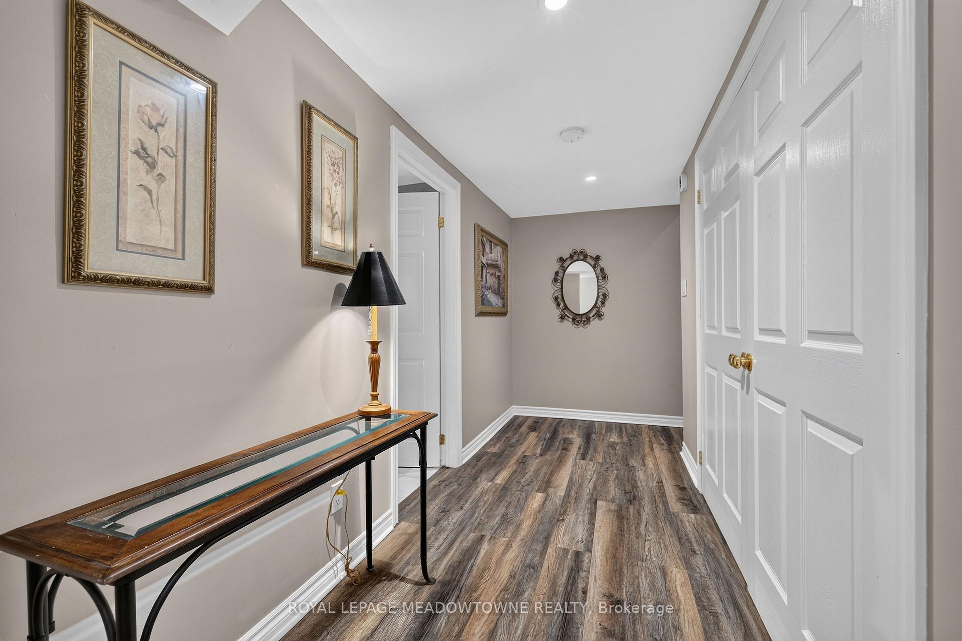 Photo 27 of 30 Metcalfe Court, Halton Hills, Georgetown — HOMEH